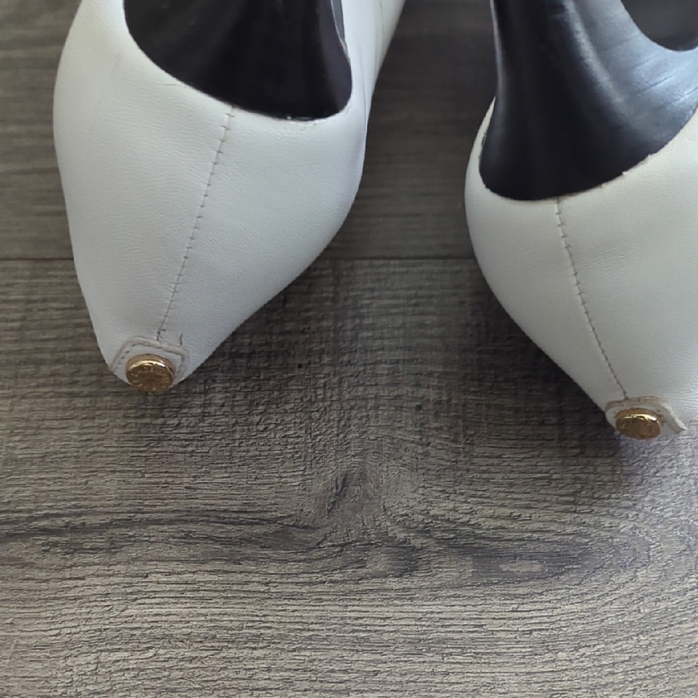 Karl Lagerfeld Cream Peep Toe Heels - Picture 15 of 16